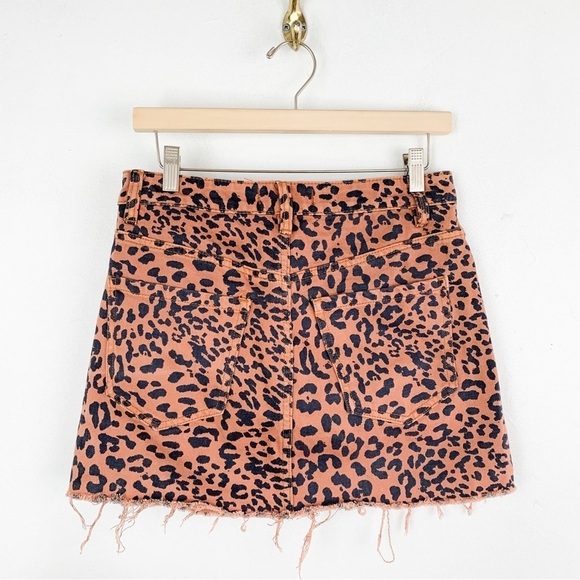 We The Free Animal Print Front Zip Mini Skirt Sz 27 - Picture 2 of 6
